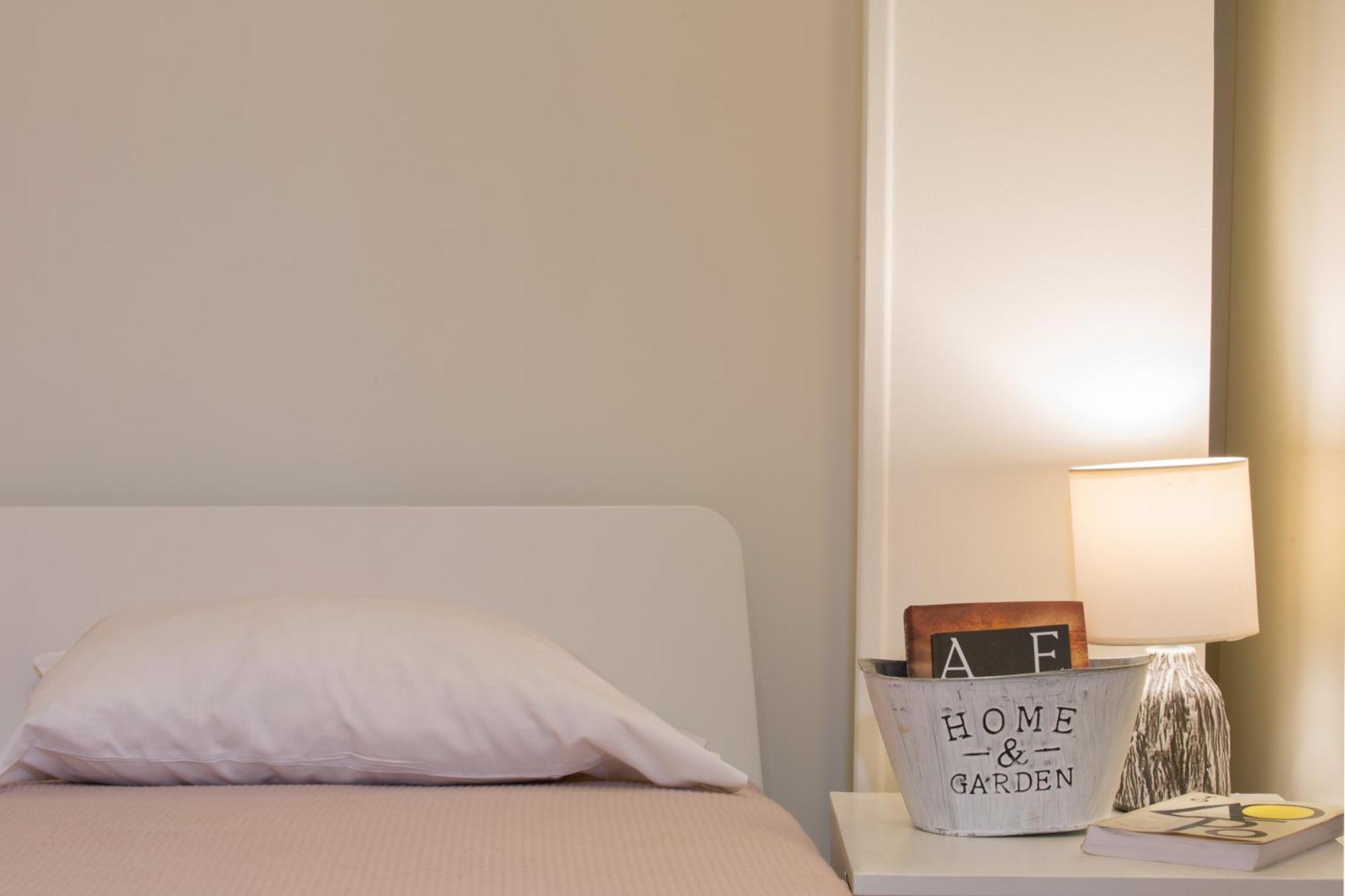 Downtown Quiet Apartment On A Pedestrian Street Atene Esterno foto