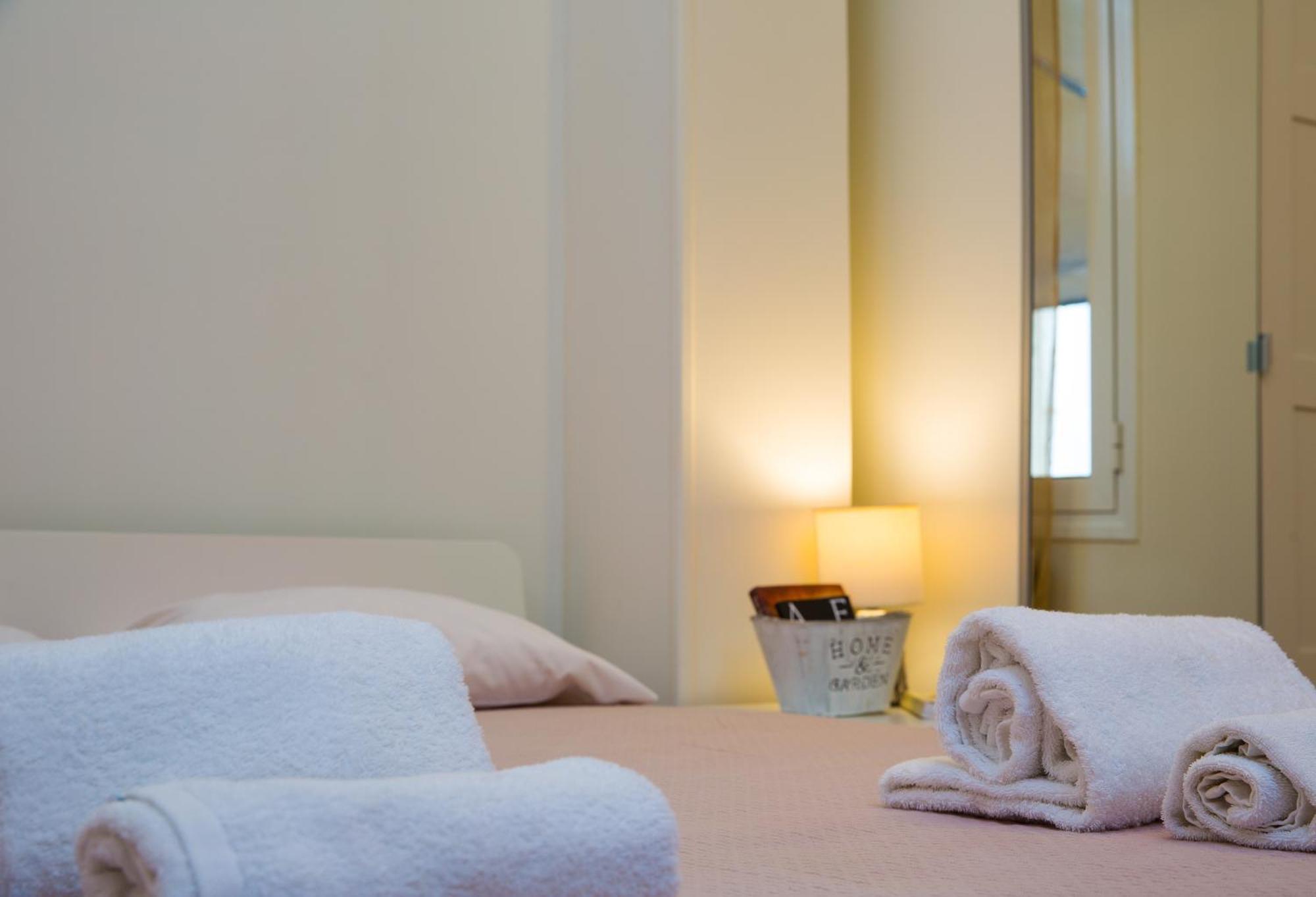 Downtown Quiet Apartment On A Pedestrian Street Atene Esterno foto