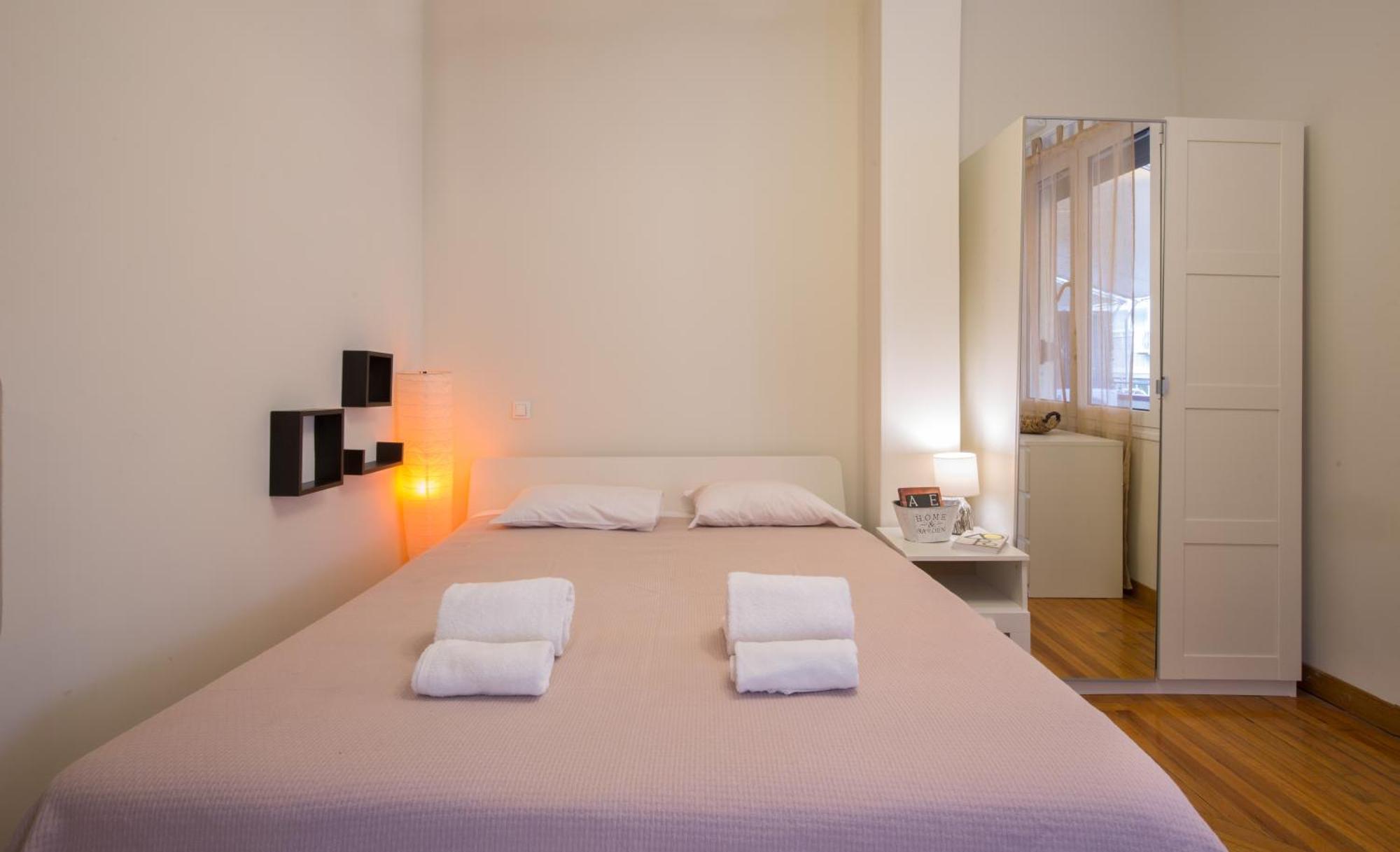 Downtown Quiet Apartment On A Pedestrian Street Atene Esterno foto